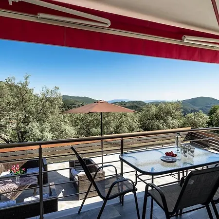 Zois' House Tatil Evi