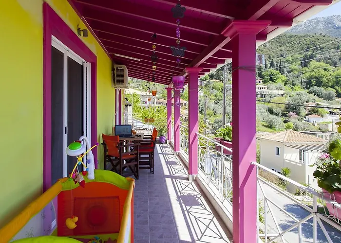 Zois' House Casa de Férias Sívros